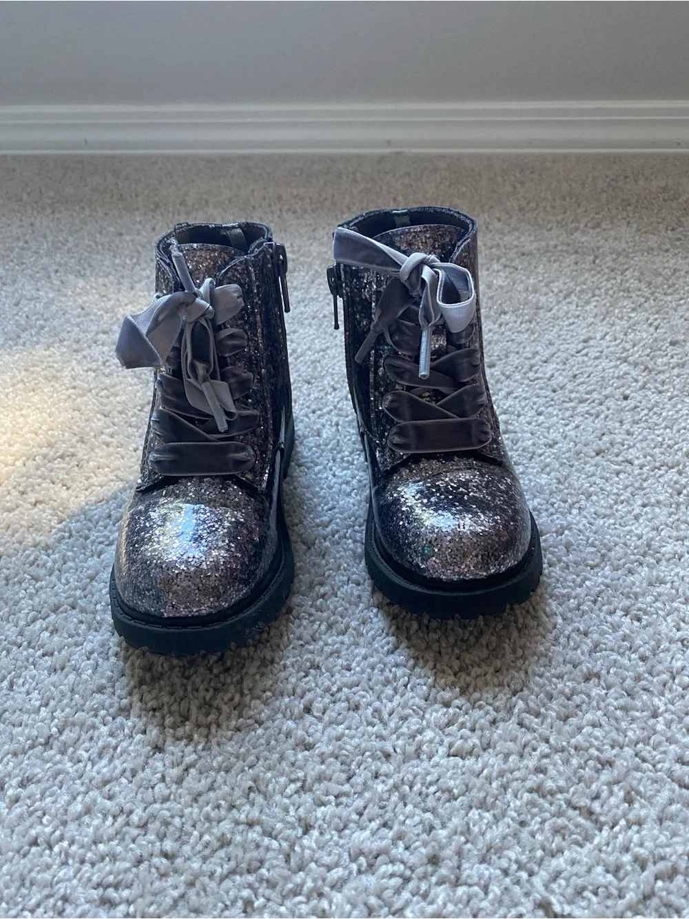 Old Navy Silver Glitter Lace-Up Ankle Boots for Kids